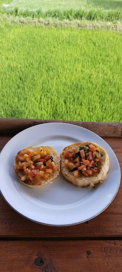Amed Stop Inn Homestay, Rooftop Restaurant And Bar エクステリア 写真