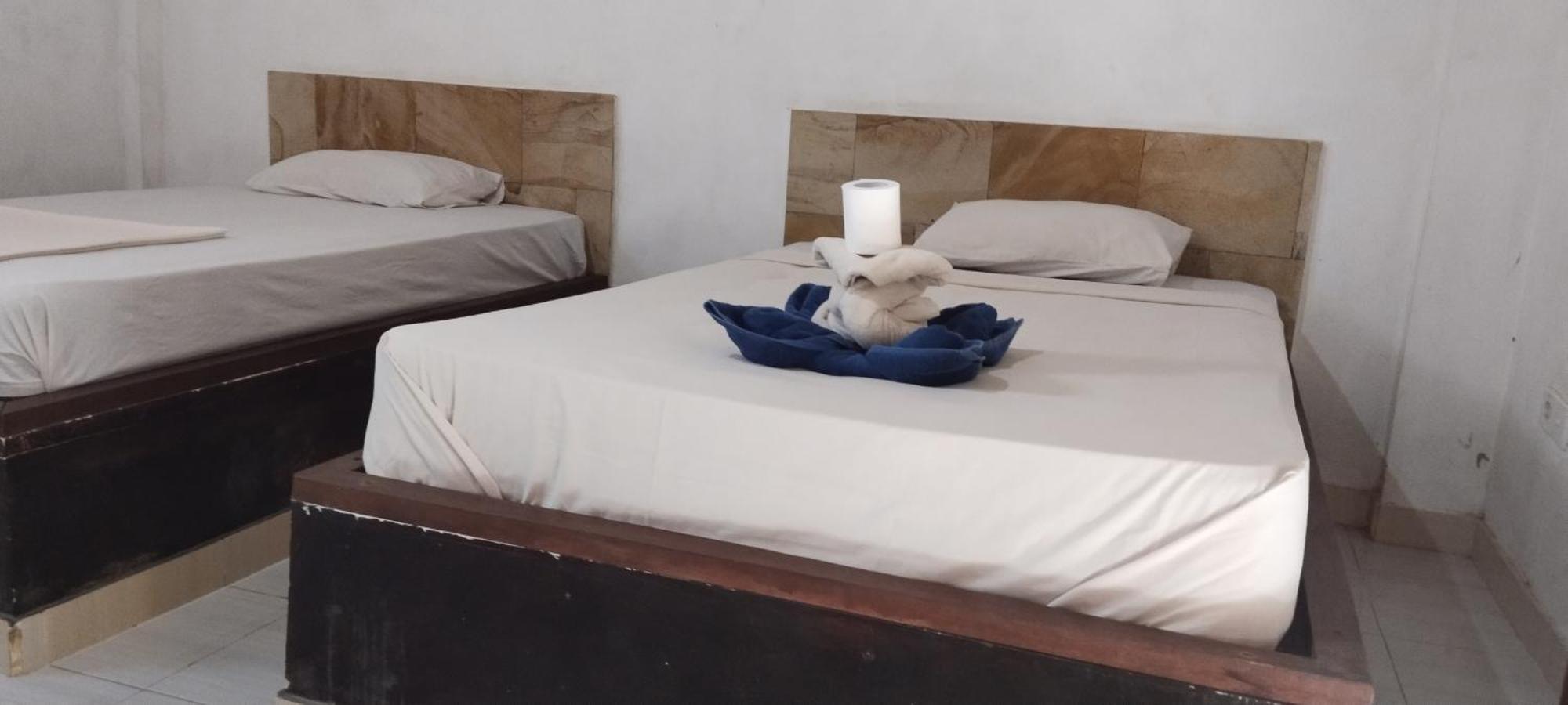 Amed Stop Inn Homestay, Rooftop Restaurant And Bar エクステリア 写真